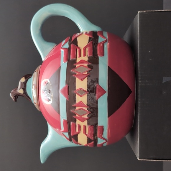 Pendleton Home Collection,Blue/Red Ranch house Tea Pot. - Picture 2 of 11